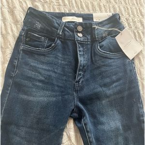 New with tags flare high waisted KanCan jeans